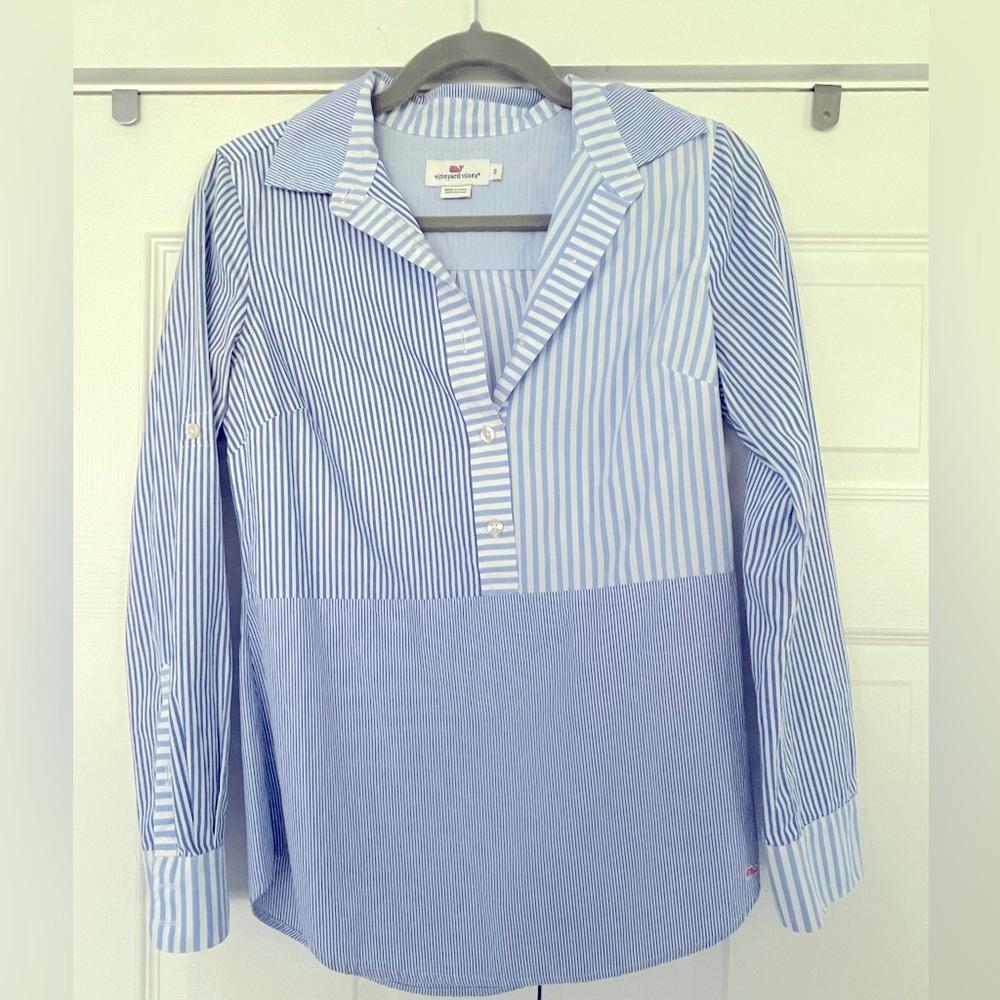 Vineyard Vines popover light blue and white stripe long sleeve shirt